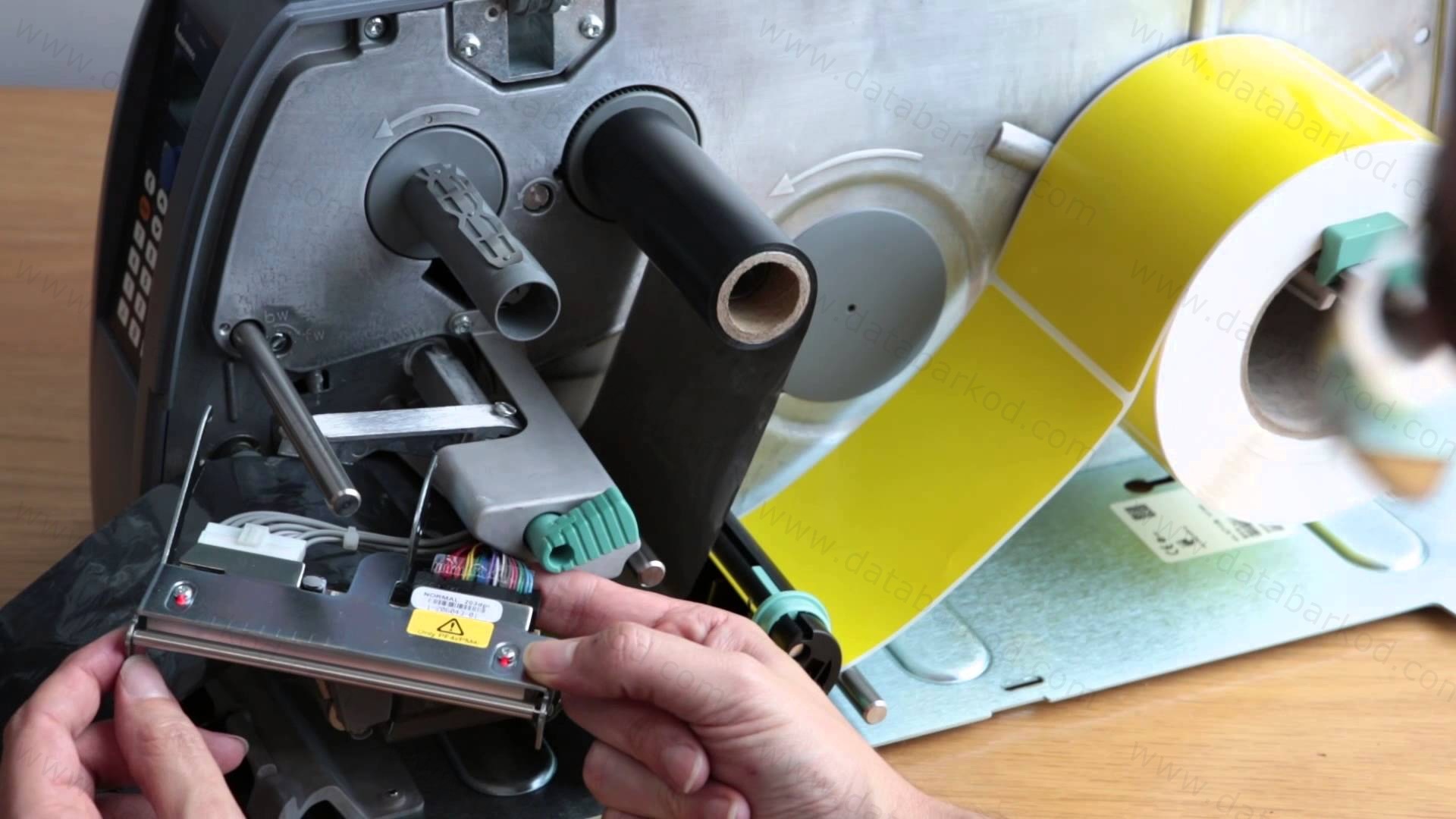 barkod yazici kafa degisimi